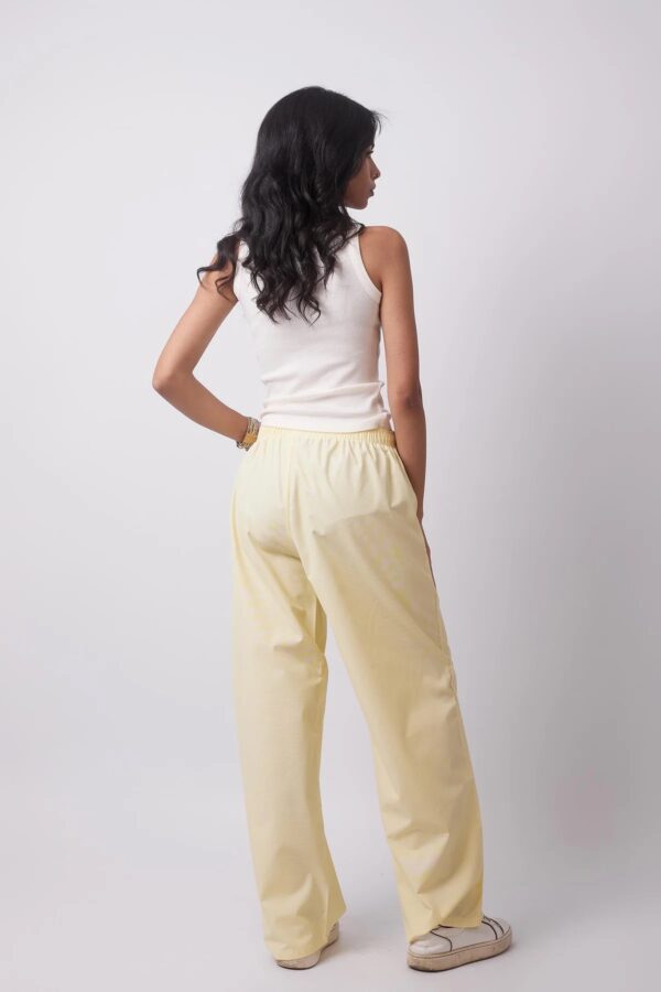 Basic Ribbed Tank Top white - Topella - Image 3